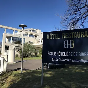 Hotel Atlantique - Lycee Hotelier - Management School ***